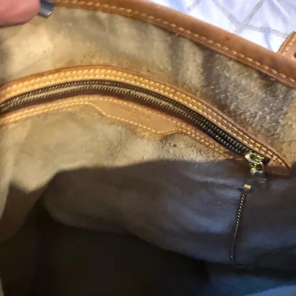 Louis Vuitton Monogram Marais Bucket Bag Tote - Vintage - Picture 9 of 11